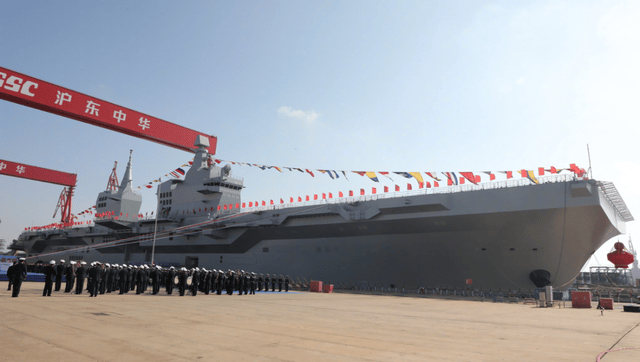 中国076攻击舰比美国闪电航母强：不靠垂直起降战斗机,可弹射歼35_战力_应用_下水