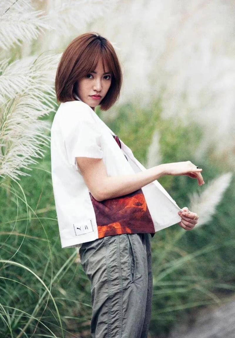 原来焦恩俊的女儿就是她,也是演员,怪不得22岁就演了女一号