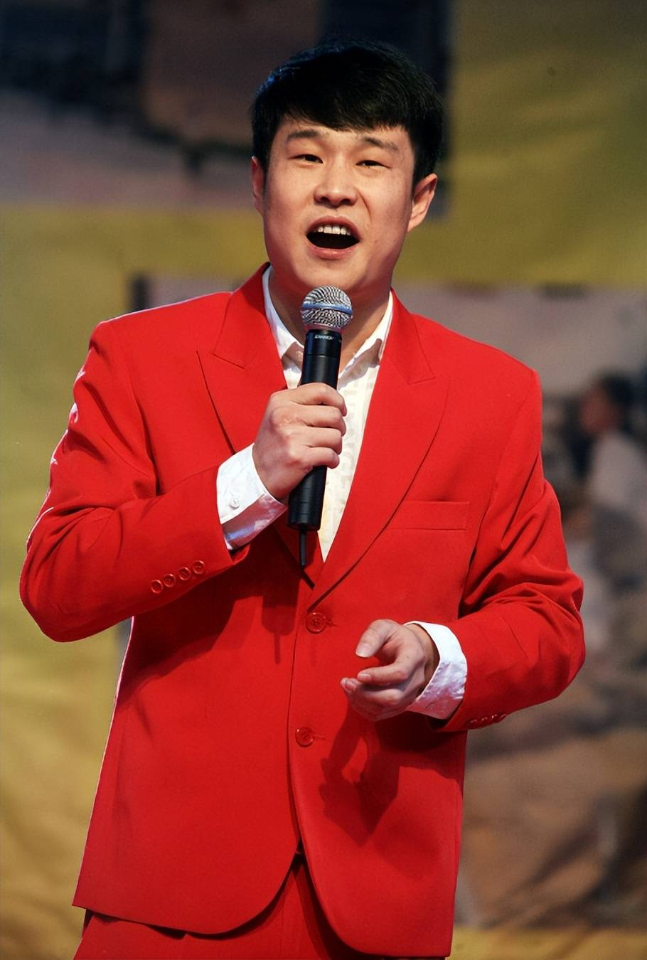 一场和刀郎的兄弟情,暴露了小沈阳人品,妻子沈春阳才是人生赢家