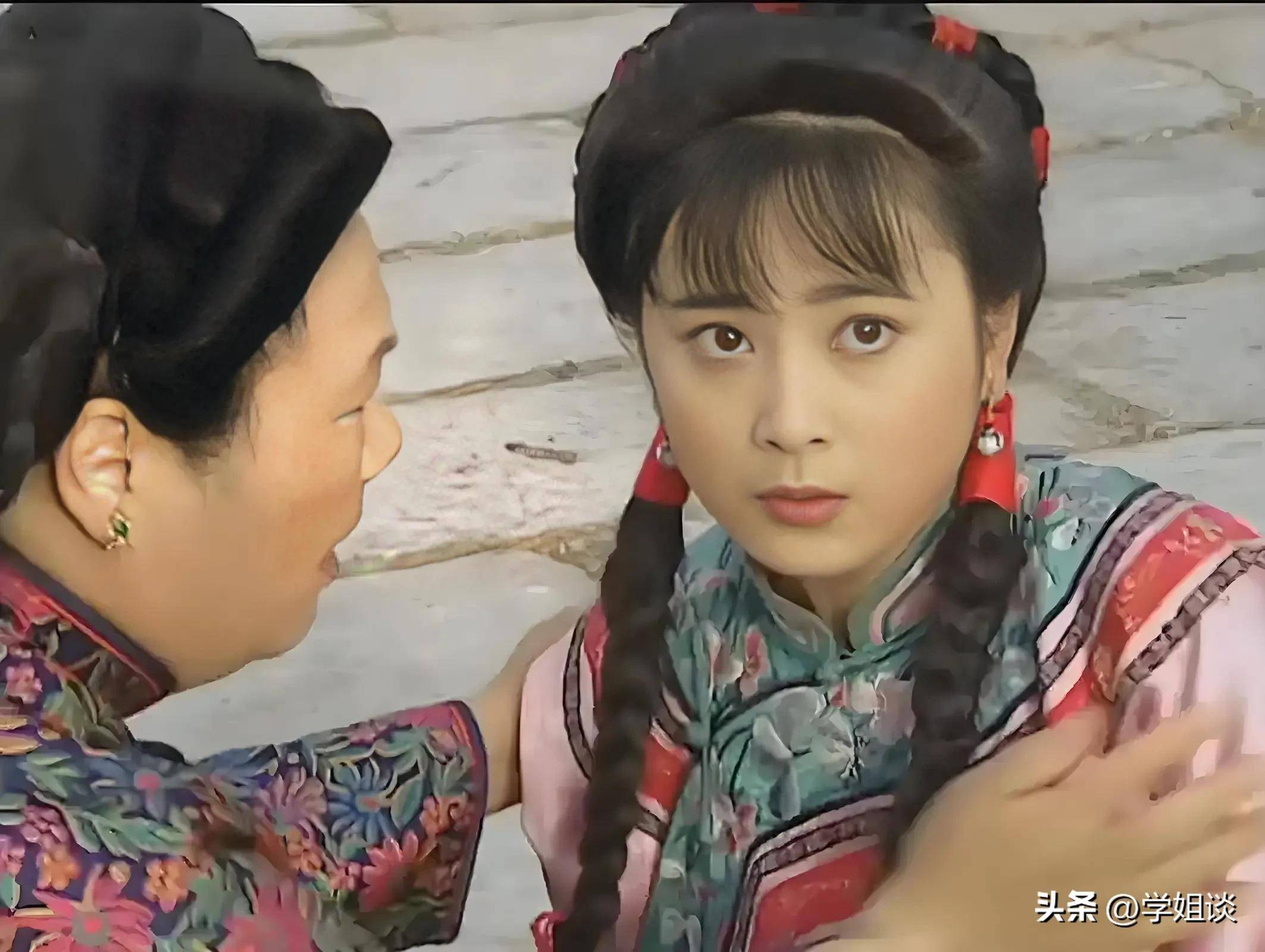 看了傅文佩年轻时候照片,才发现陆振华是真蠢,居然要雪姨不要她