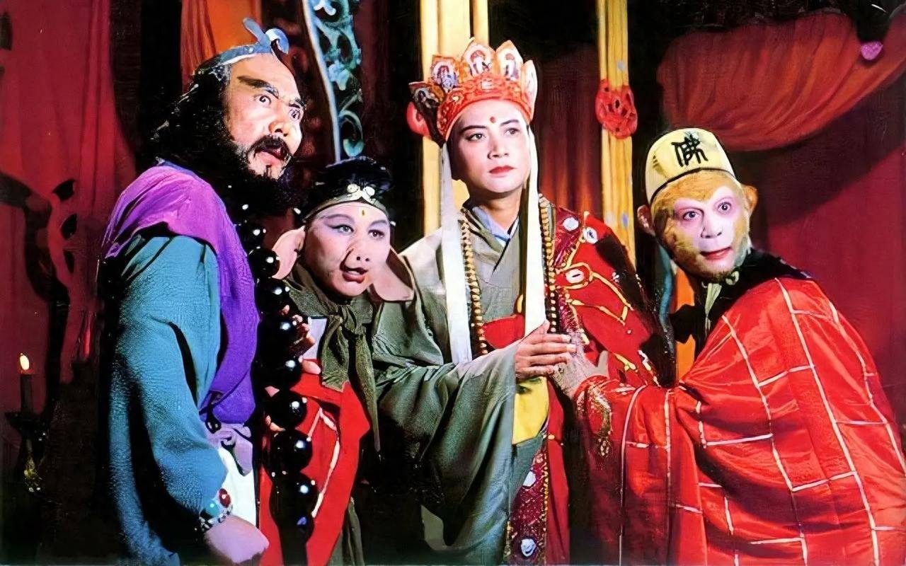 86 版《西游记》15个穿帮镜头,最后一个那么明显,以前竟然没发现