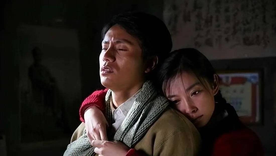 每当有媒体采访李冰冰关于她和陈坤的关系时,她总是强调他们只是朋友