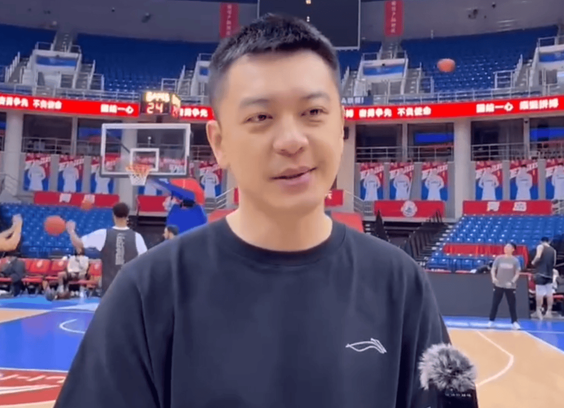 张镇麟第二阶段报销！韦伯出场不会打太多，杨鸣直言刘维伟有才华