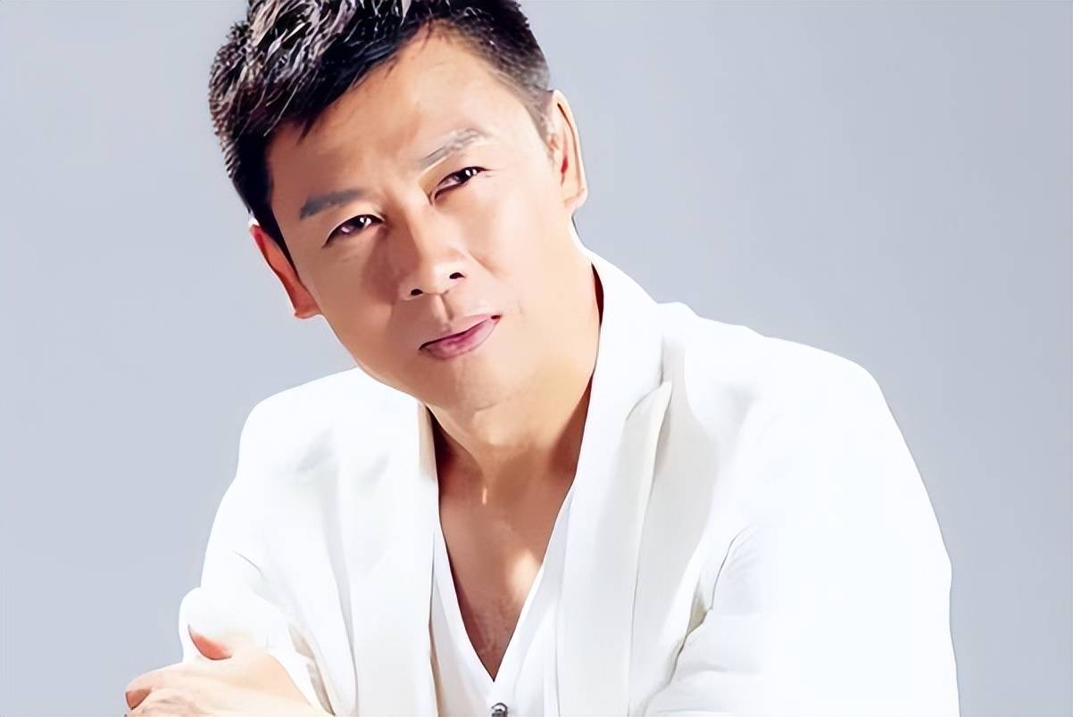 演员胡亚捷:和汤静3次闹离婚,屡败屡战,结果越闹感情越好