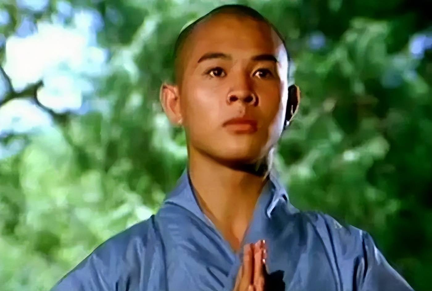 离婚25年,李连杰与前妻黄秋燕相逢怀旧盛宴,发生了什么故事