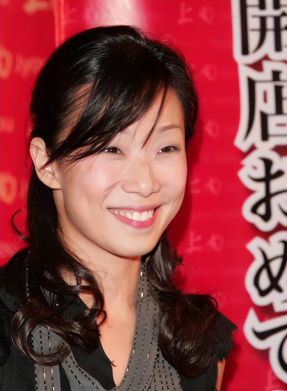 离婚20年后,再看林忆莲,李宗盛的各自境遇,夫妻差距一目了然