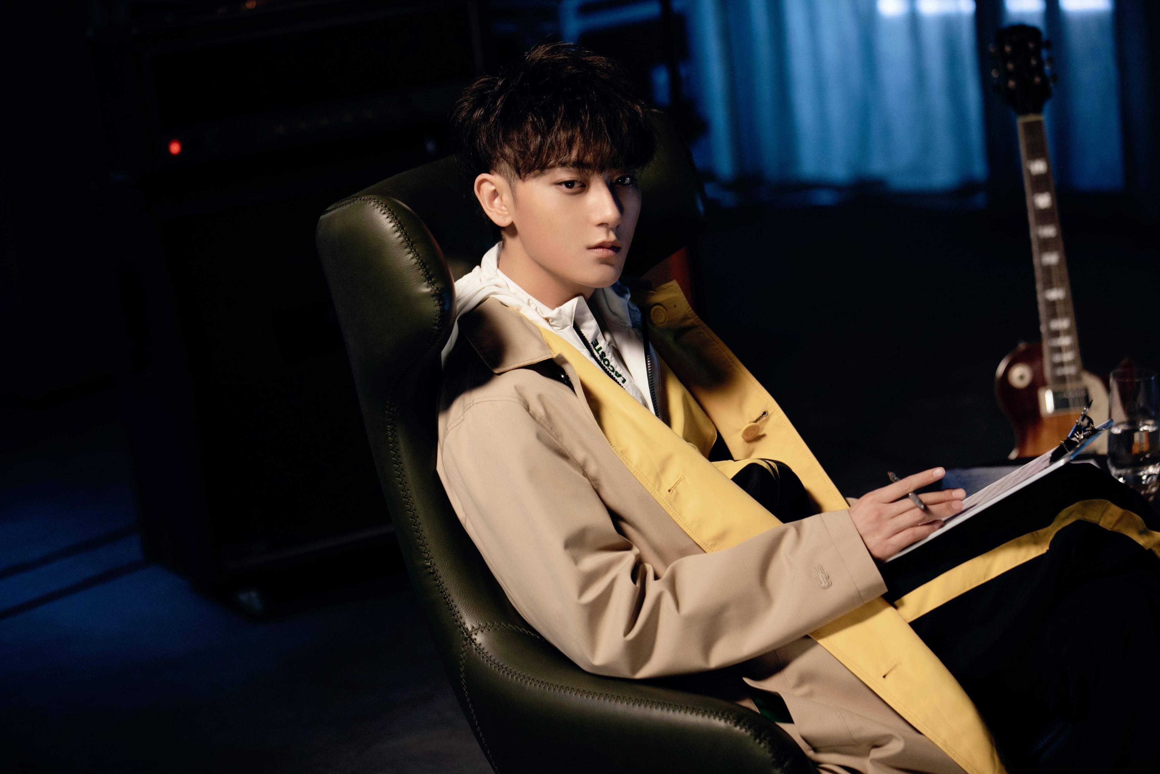 黄子韬还是败给了人性!两天掉粉几百万,表示以后再也不多嘴了