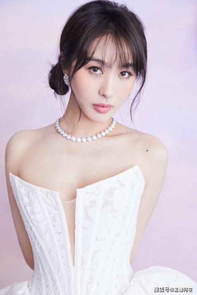 李菲儿孟飞图片