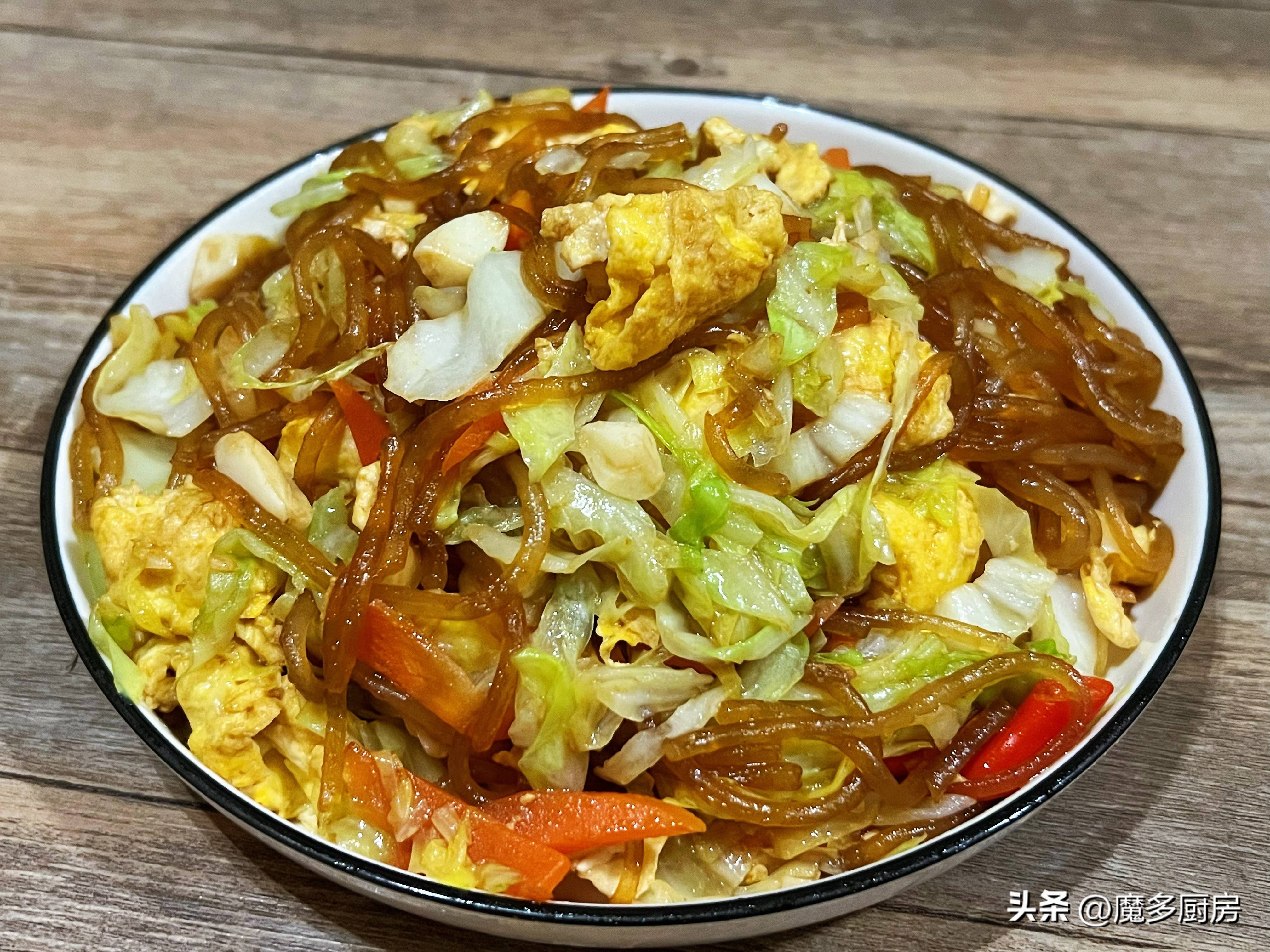 家常菜新做法！包菜雞蛋炒粉條，清爽下飯，全家都愛喫！