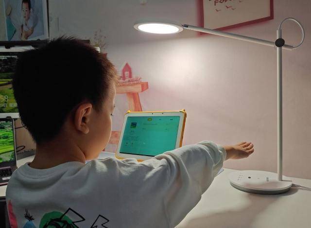 过年送什么礼品好？春节送礼最佳礼物清单，春节礼品排行榜前十名