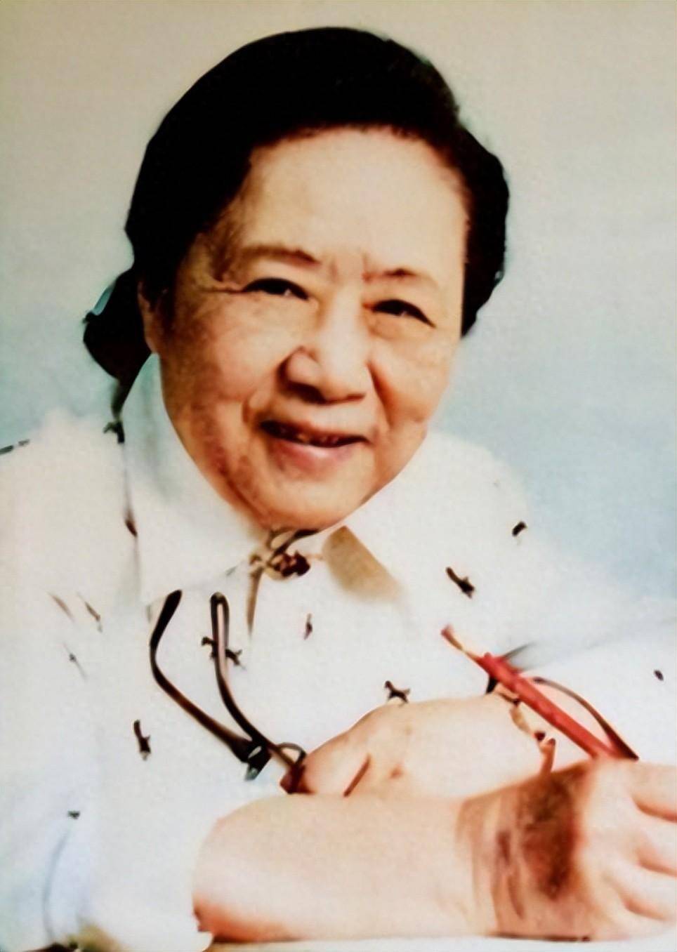 核弹女王吴健雄,为美国造原子弹,墓碑却刻着:一个永远的中国人