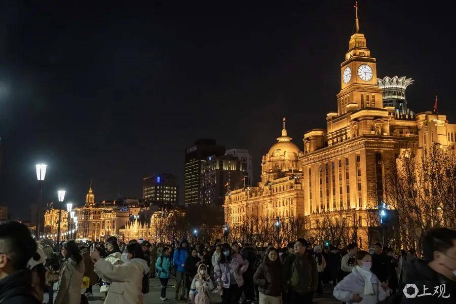 豫园灯会除夕夜暂停亮灯，上海多地灯光秀迎新春