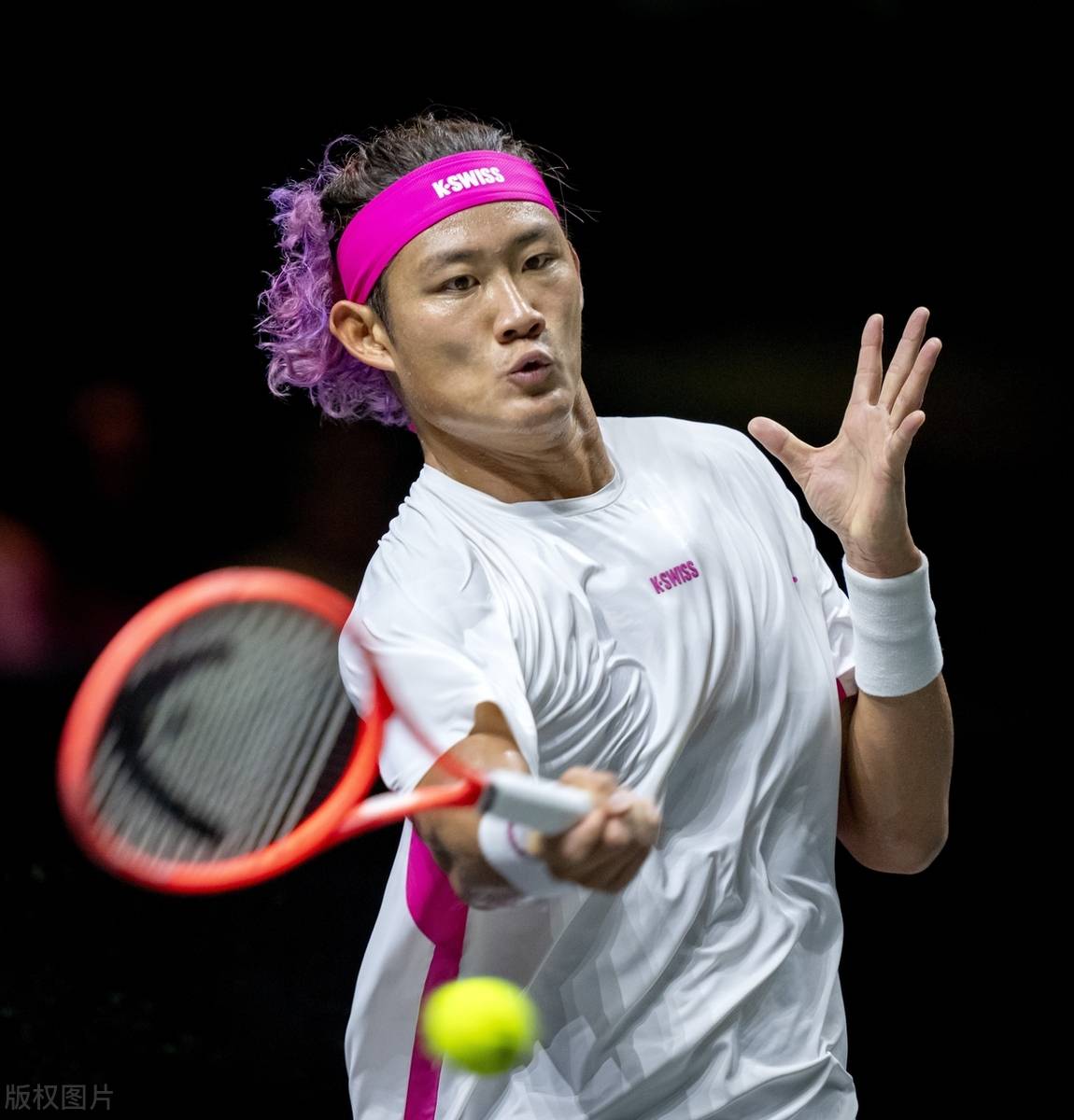 张之臻逆风翻盘！ATP250马赛站苦战三盘终结九连败，中国男网再创辉煌