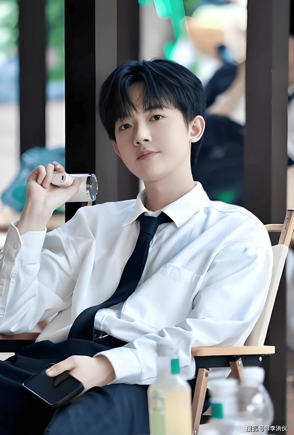 李明德演艺圈的大门,被自己亲手关上了,酒后砸人车已被警方刑拘