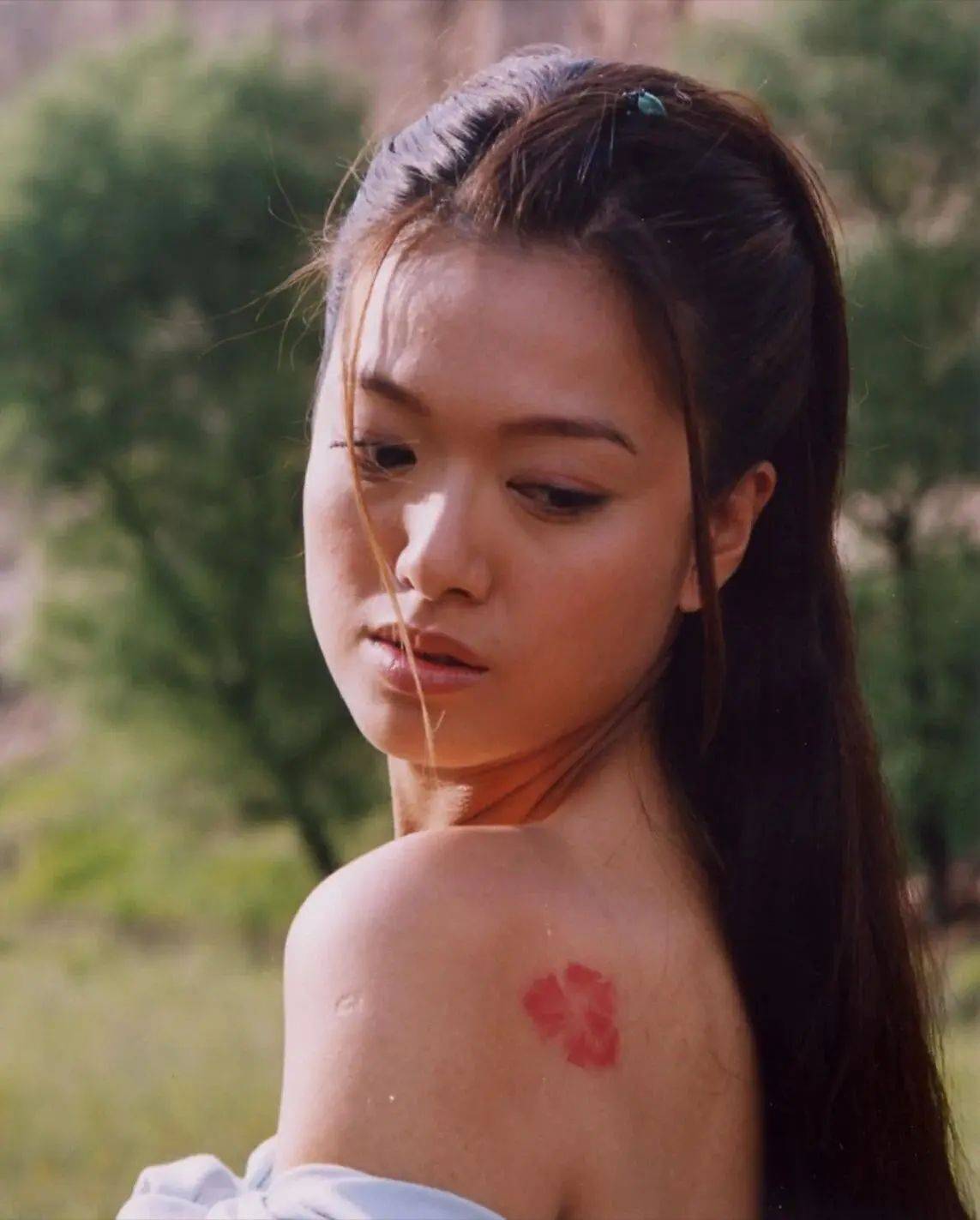 47岁李珊珊曾拥有连金庸都心动的美貌,病痛肆虐今唯求生机尚存