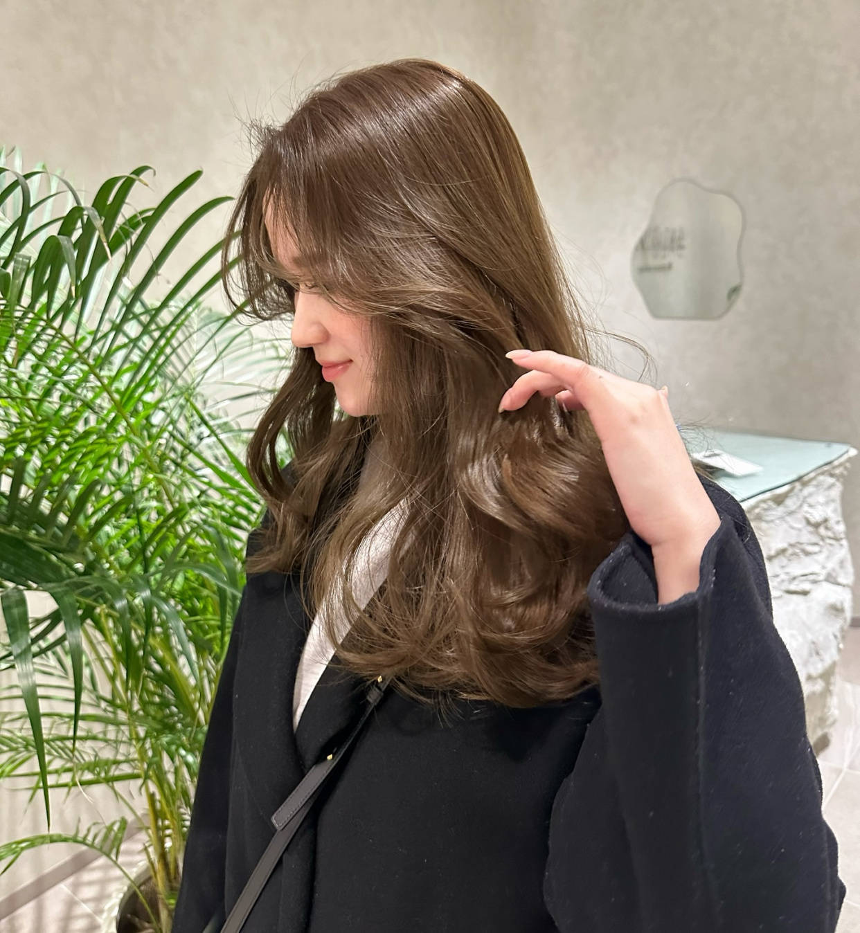 长发女性发型如何打理发尾烫与半头烫时尚不夸张