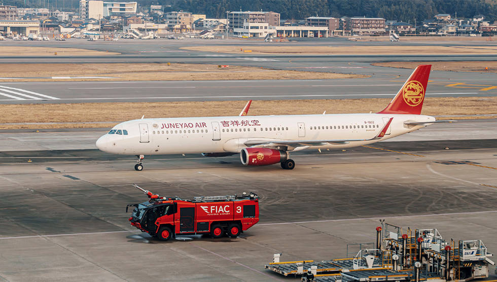 吉祥航空被曝发放过期食品:签保密协议才给1000元补偿?(图3)