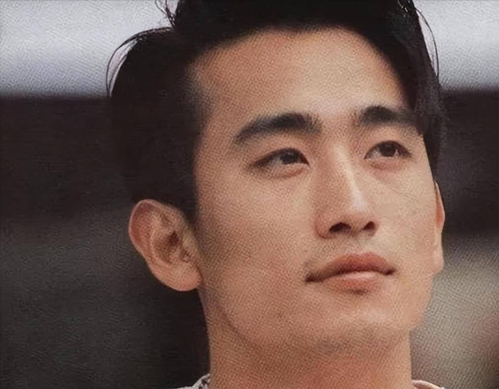 原创韩剧男神车仁表曾是万千少女的偶像如今过气不如狗