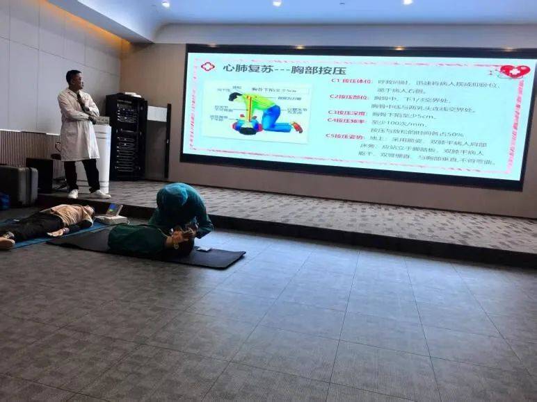 探秘弗我智能制造：东莞产业工人的科普盛宴，东莞企业的科普之旅：产业工人科学素质提升活动走进弗我智能