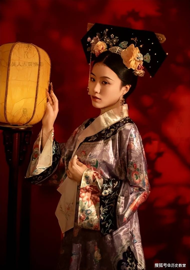 原创            乾隆风流史：88岁纳15少女为妃，还是自己的孙女！（为何说乾隆风流）