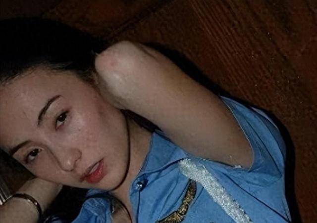 张怕芝艳门高清无删减版