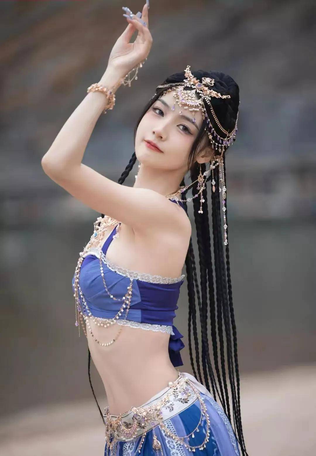 赵粤:从魔仙公主到全能艺人的华丽蜕变