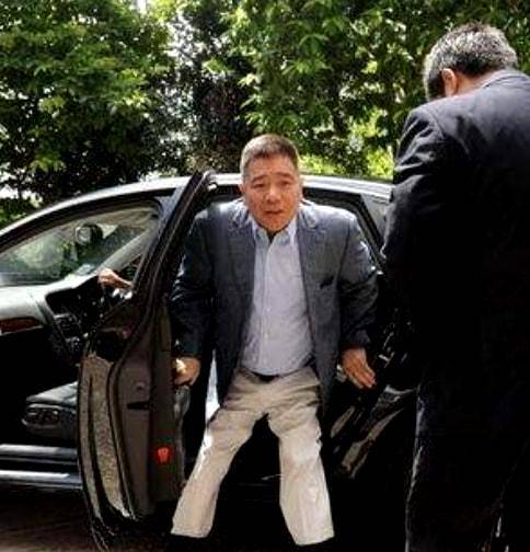 黎姿的丈夫马延强:千个身家背后有罪有痛,残疾富豪的幸福与坚守