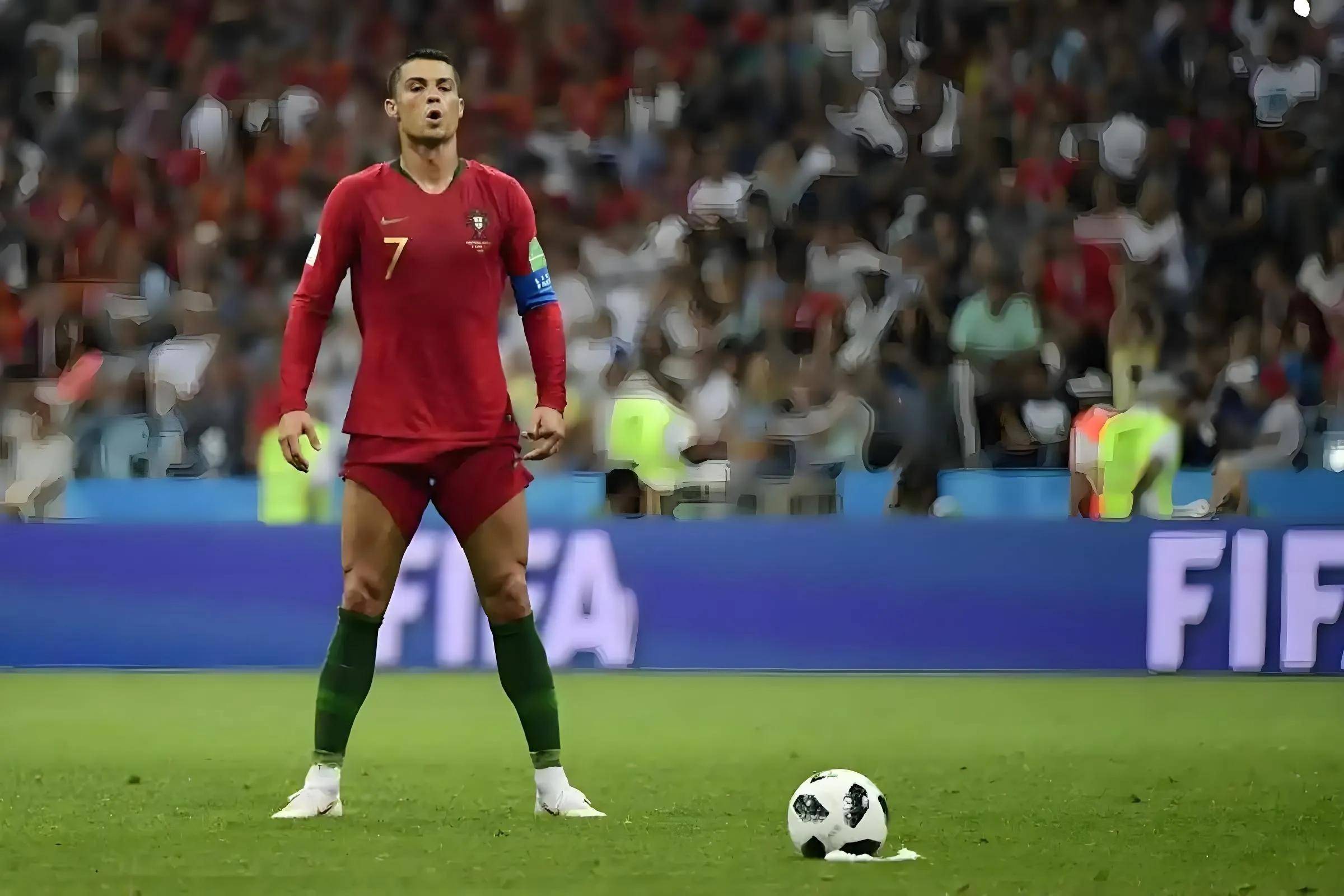 欧冠_世界杯_王冠更