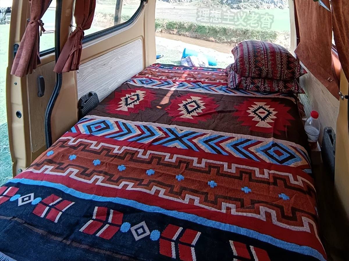 微面也能游山玩水,长安之星改装床车旅行,迷你露营车出游更灵活