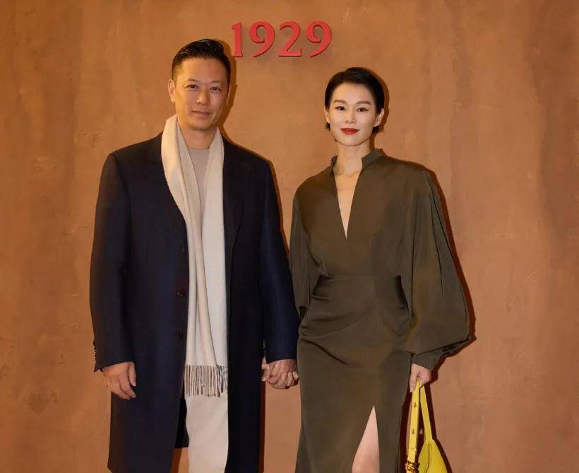 从黄宗泽到现任，胡杏儿的恋爱婚姻为何如此坎坷？，胡杏儿老公夜店风流照曝光，婚姻危机一触即发！