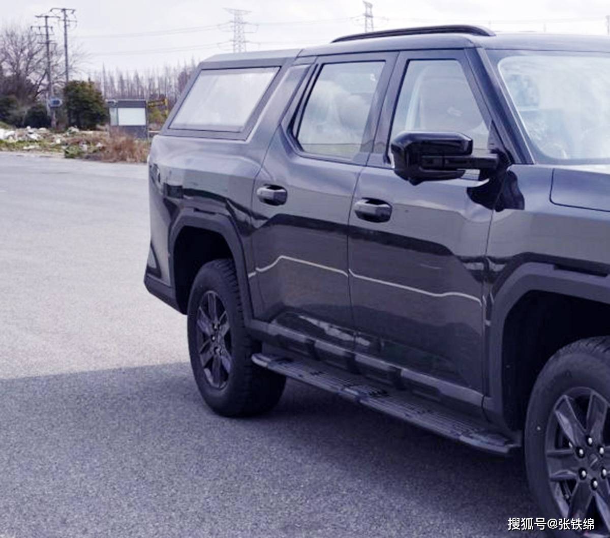 上汽大通全尺寸SUV曝光，车长5500mm，5座，搭载2.5T柴油动力_搜狐网