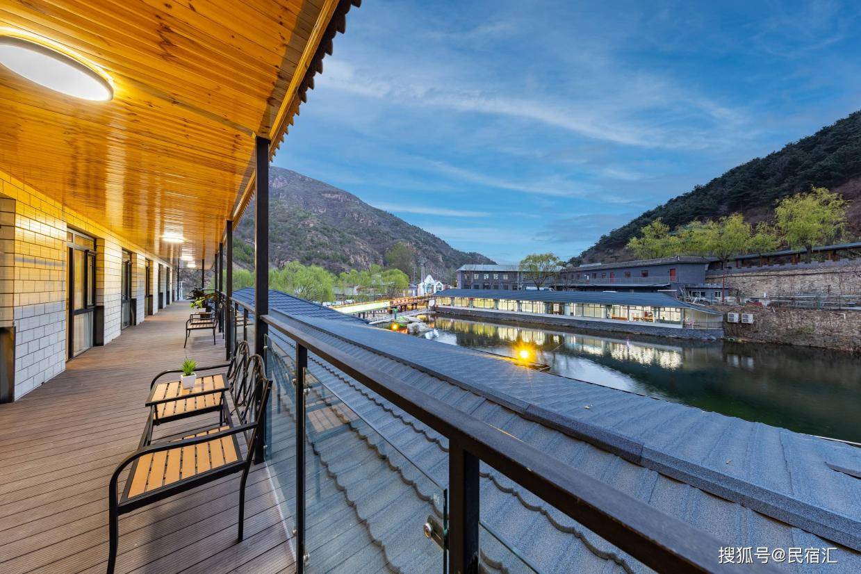 怀柔民宿天花板 驾车10分钟抵雁栖湖