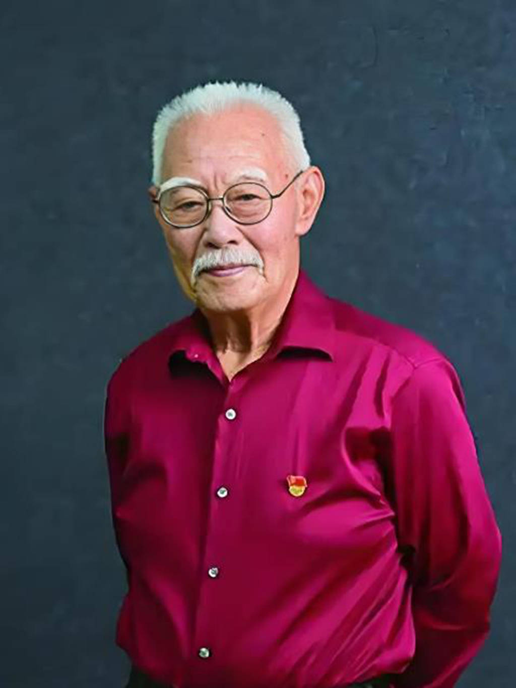 91岁张勇手,97岁师伟,87岁王苏娅最新相聚,岁月不老,影坛情长