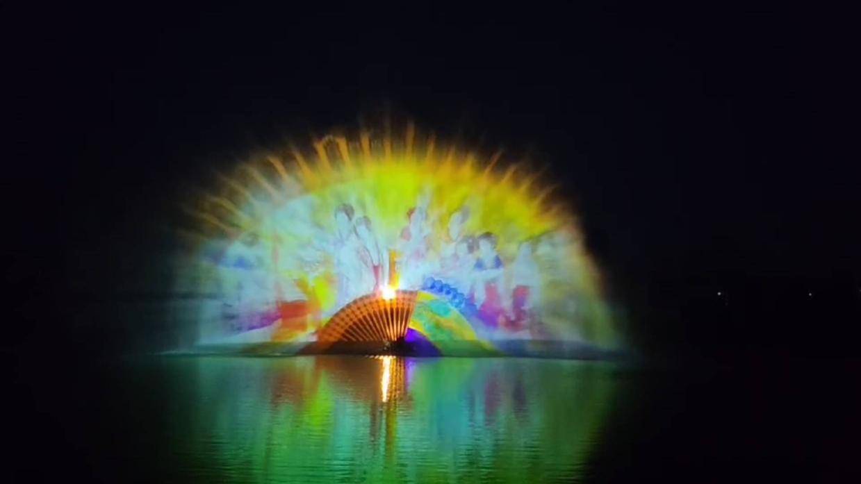 欣琦高清唯美水幕电影