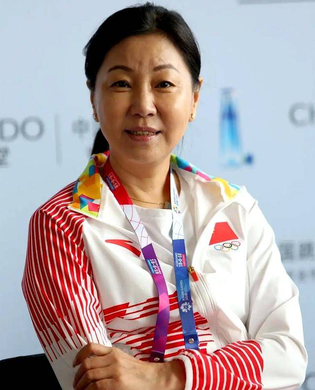 从争议到赞誉，周继红如何书写中国跳水辉煌篇章 周继红退休：一个时代落幕，跳水传奇故事仍在延续