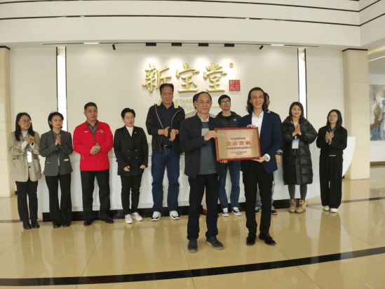 江门女篮结缘非遗民企,携手冲刺全省联赛_女子_宝堂_陈柏忠