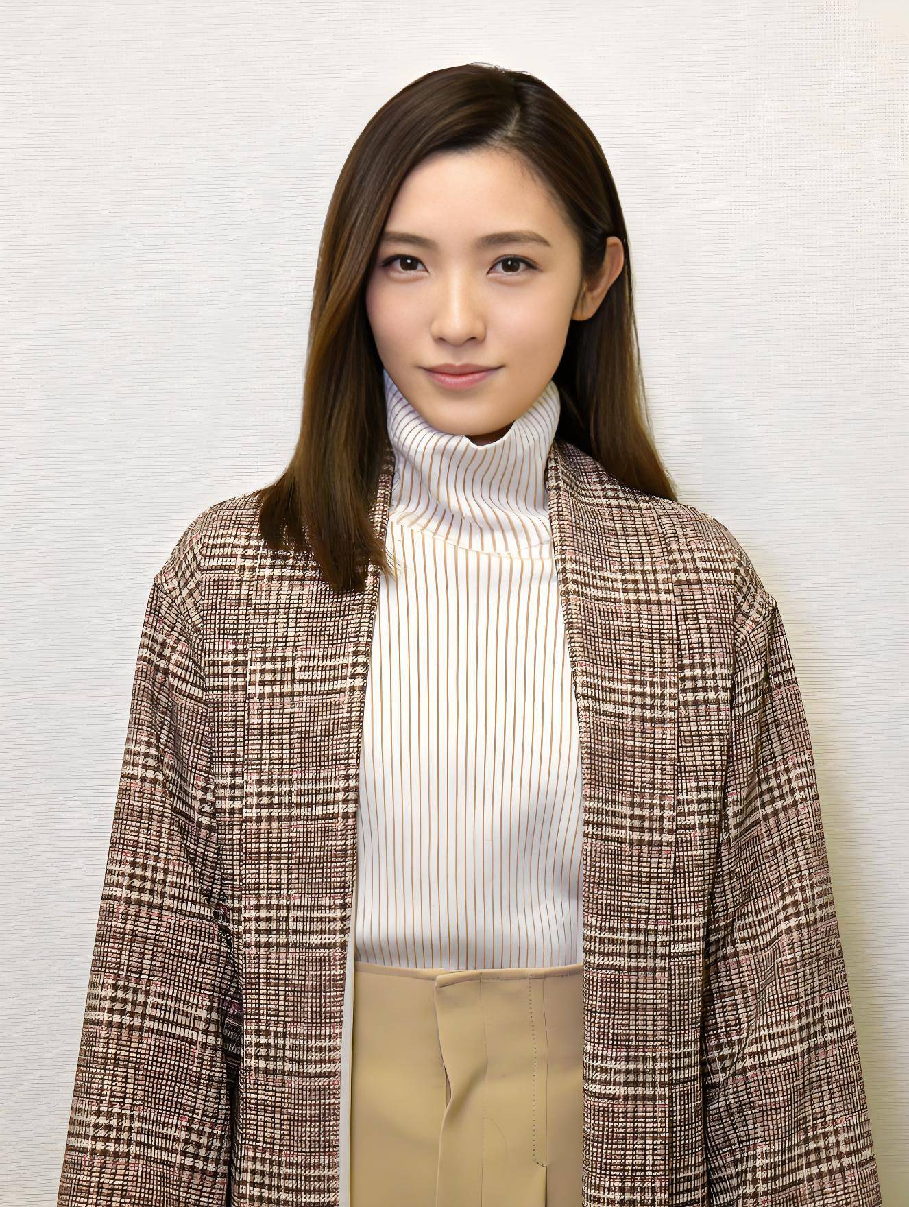 为艺术献身的女星