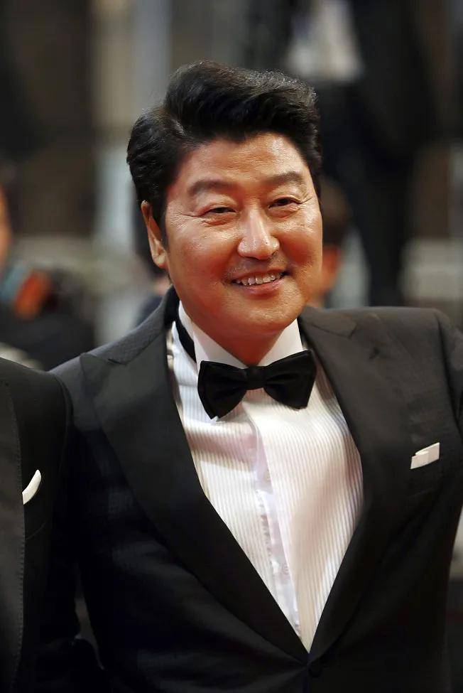 周星驰携宋康昊合作,《少林女足》瞄准50亿票房,韩国电影第一人加盟