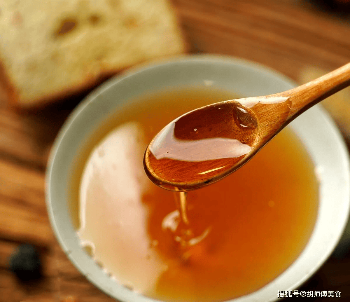 蜂蜜兑陈醋抹膝盖的功效与禁忌(蜂蜜加陈醋敷脸的功效与作用)
