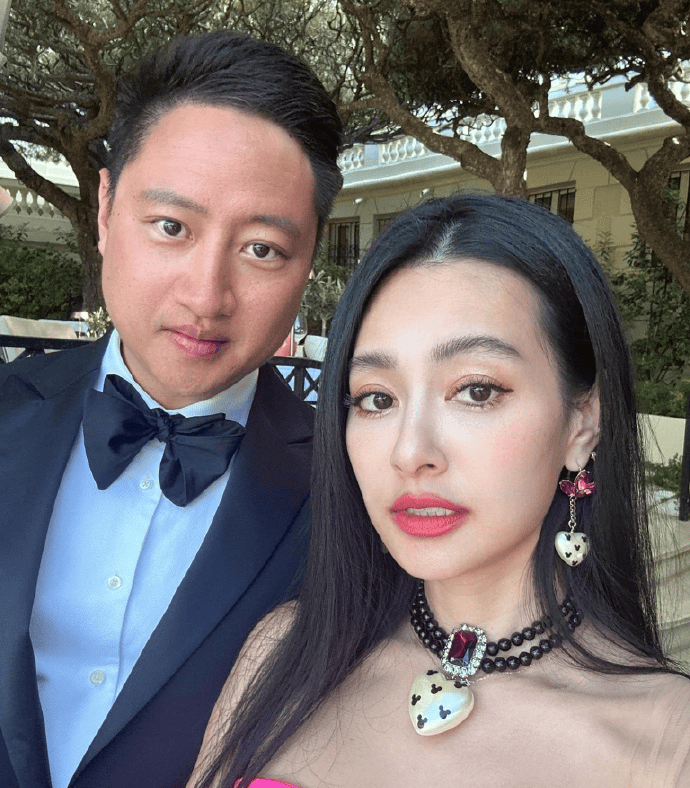 王思佳老公被扒是王家司机,本人发声大破防,被网友嘲讽不敢否认