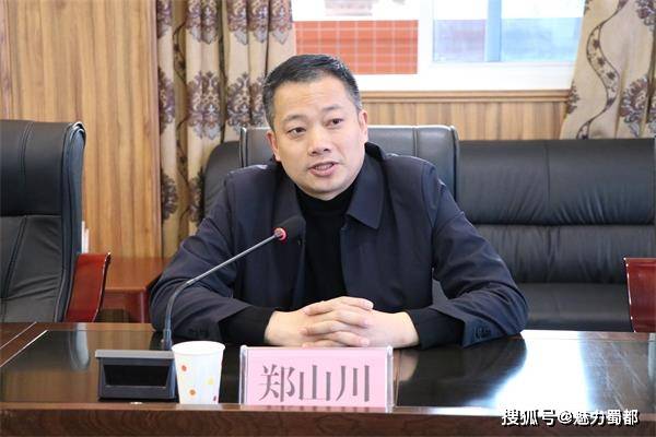 开江县老科协教育组深入甘棠初级中学开展中小学科技教育课后服务情况