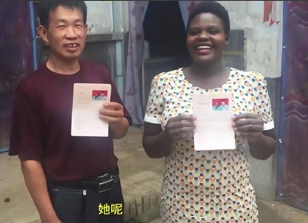 图片[16]-非洲姑娘嫁大18岁河南农民，6年生两娃，喜欢赶集，出门必化妆 -华闻时空
