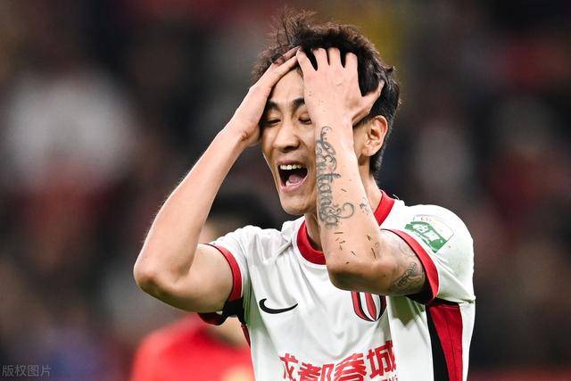 中超第8轮：成都蓉城3-1力克上海海港，周定洋跑动榜再登顶