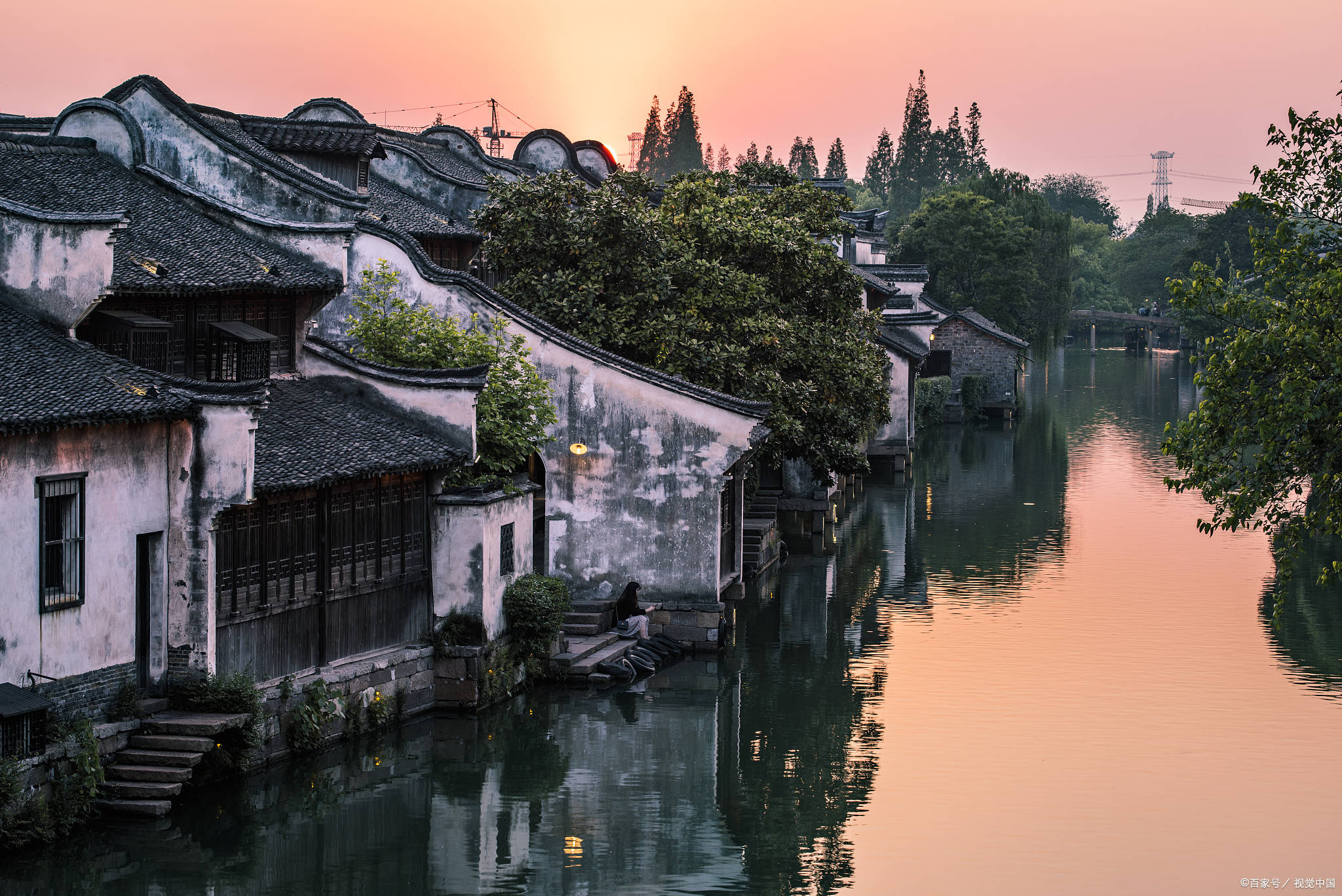 苏杭六日游多少钱一天(苏杭旅游攻略五日游价格表)