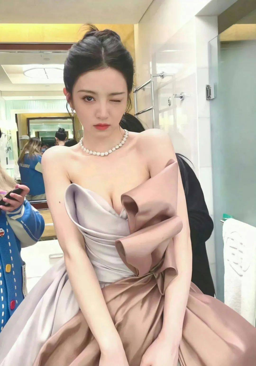 我要鬥姣  有胆进来斗靓鬥姣