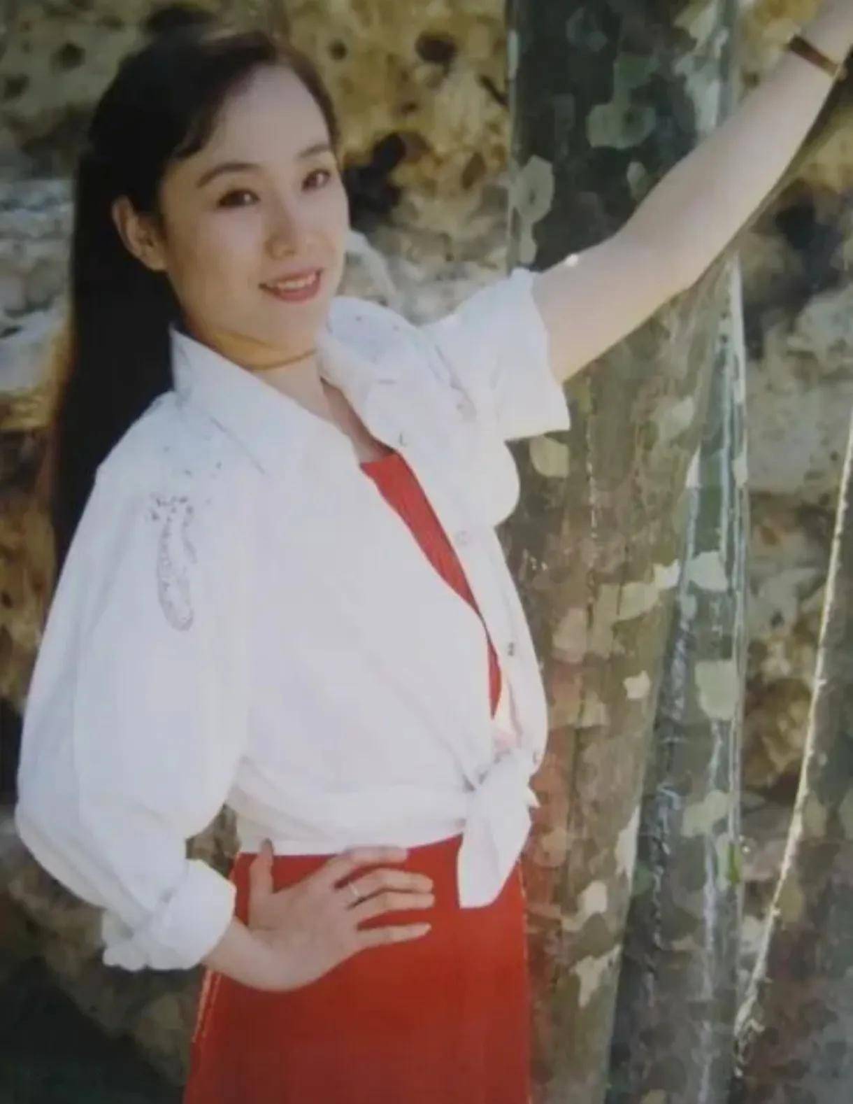 康群智:演恶婆婆被骂,嫁给小男人,生下帅儿子,年近七十很幸福