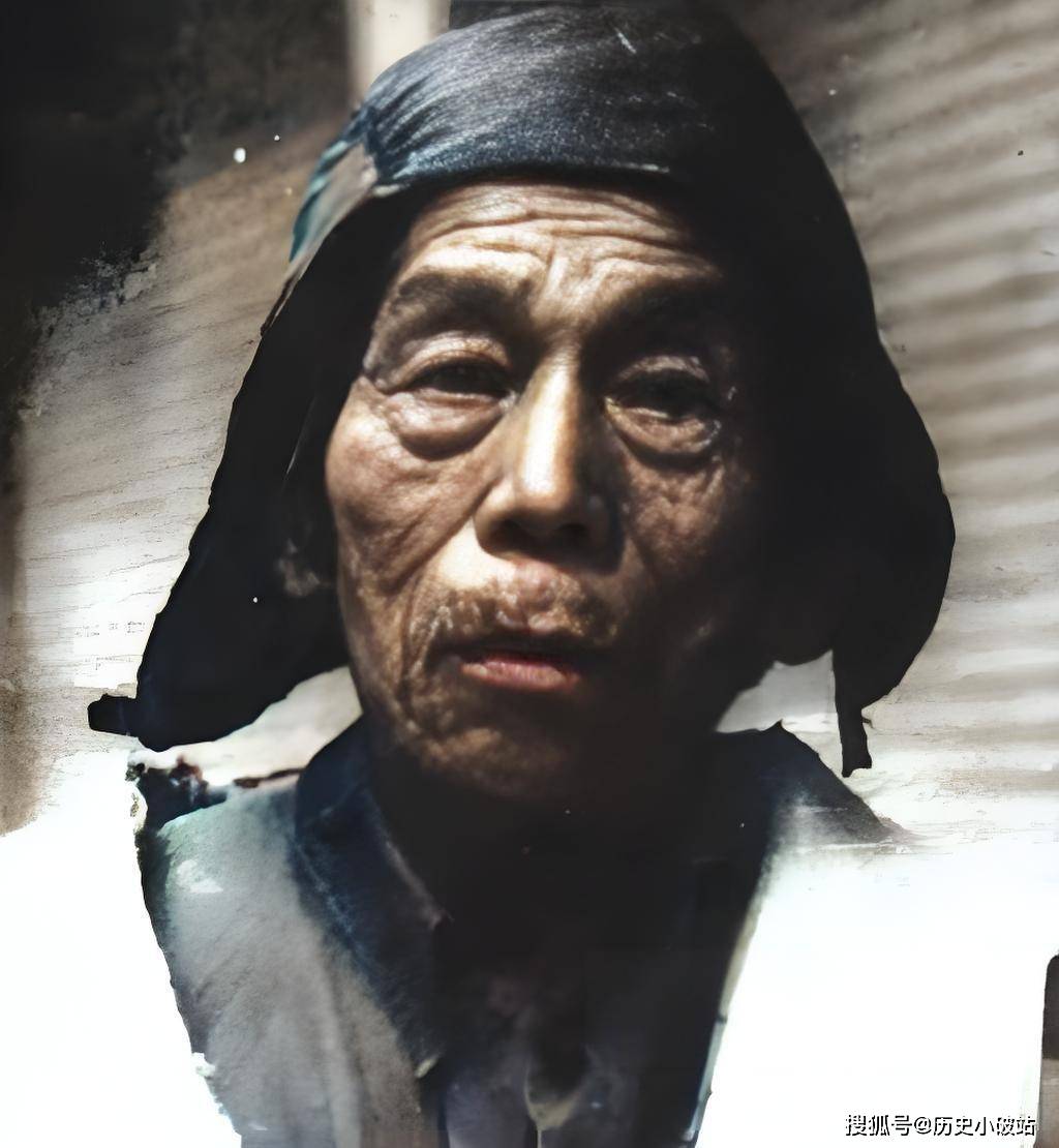 1949年后,竟还有人做 "皇帝梦",抢护士当嫔妃,妄图册封蒋介石