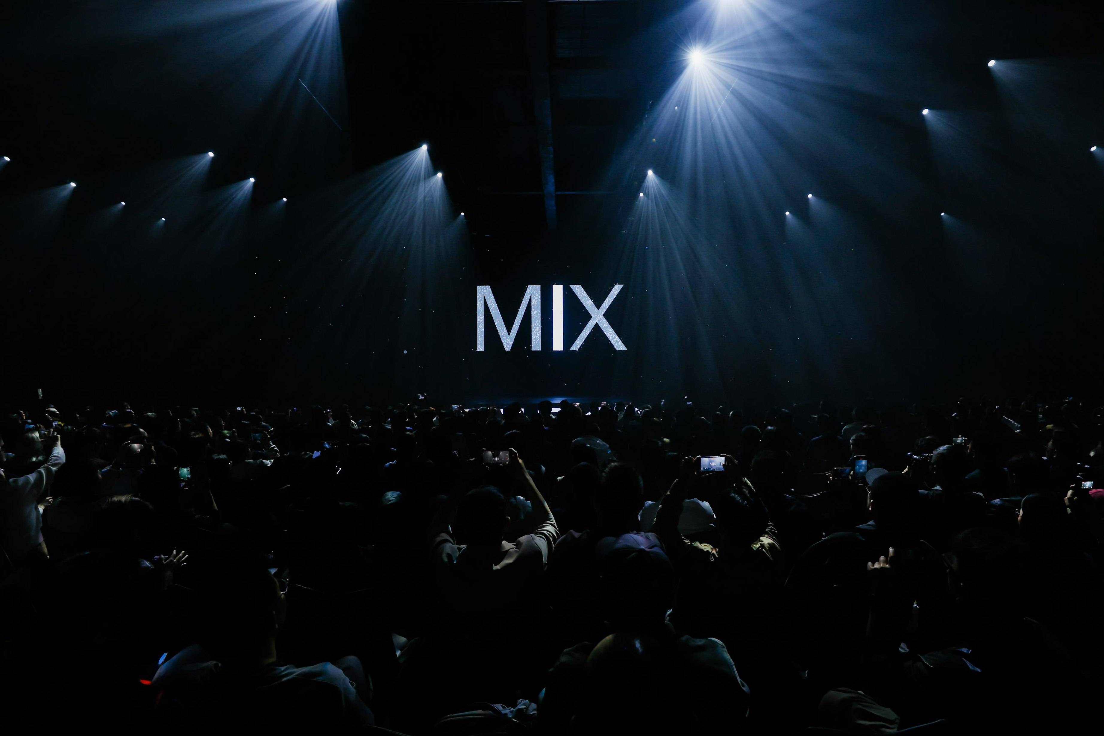 市场期待与现实的落差,极氪MIX到底怎么了?_搜狐汽车_搜狐网
