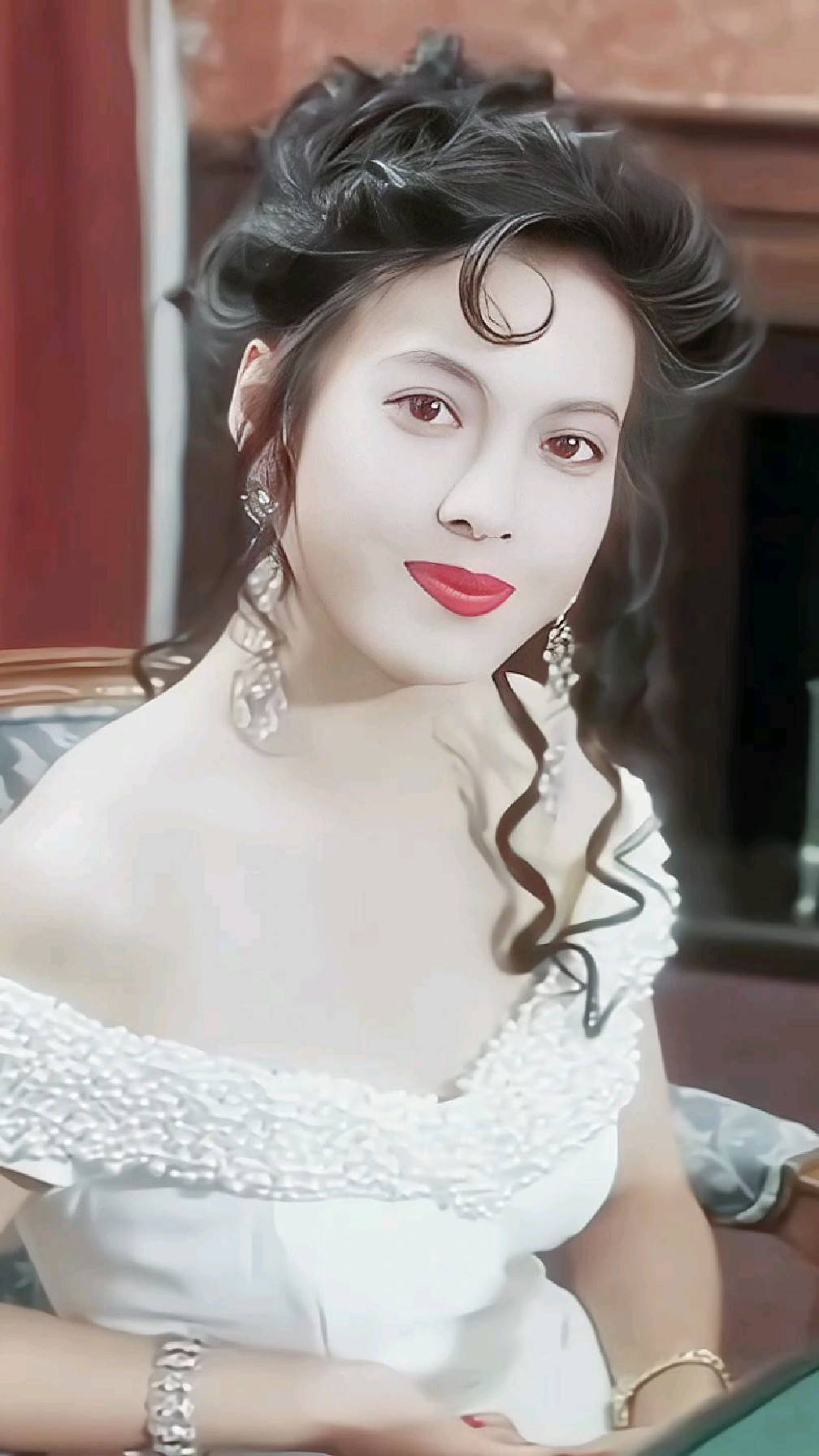 李婉华,这身材真是性感!