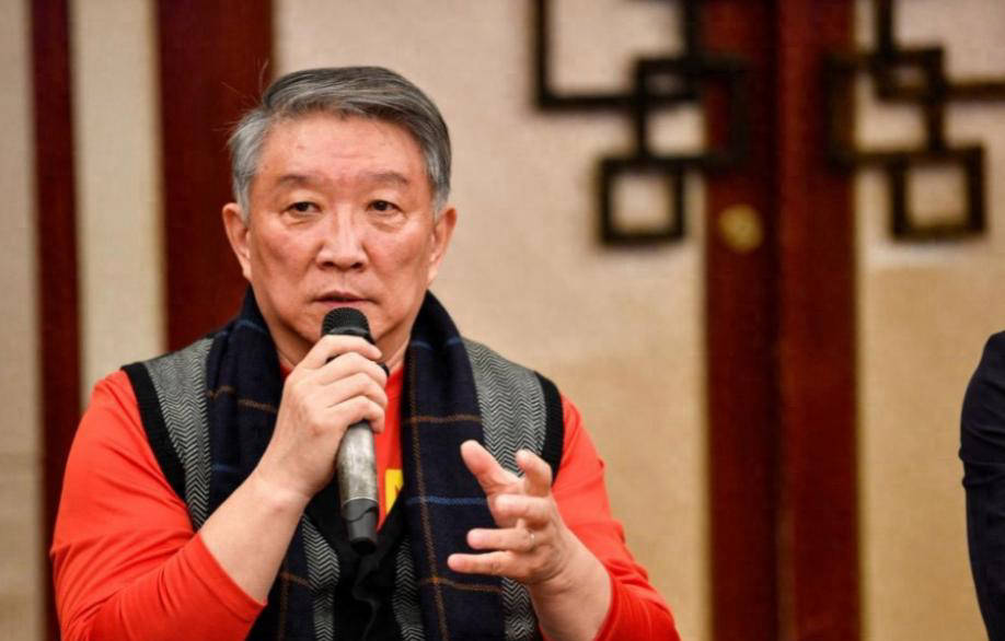 全新女篮迎来核心更替，李月汝独挑大梁，携手张子宇组建“双塔”阵容